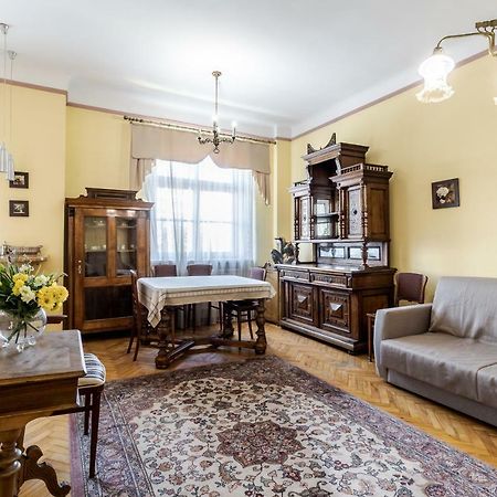 George Apartment Lviv Exterior photo